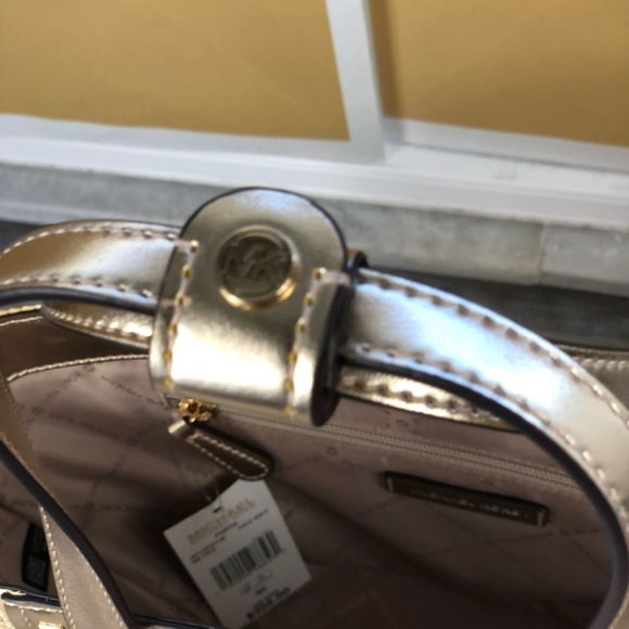 Michael Kors Portia Small Tote - Picture 6 of 8